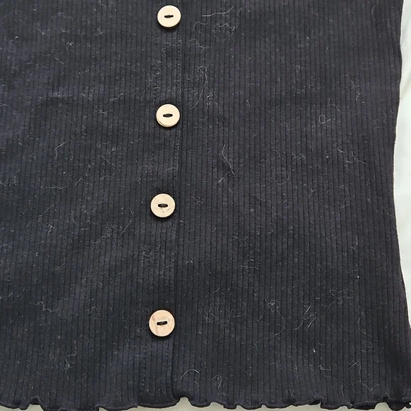 No Boundaries Black Ribbed Tank with Buttons, Size S - Picture 4 of 5